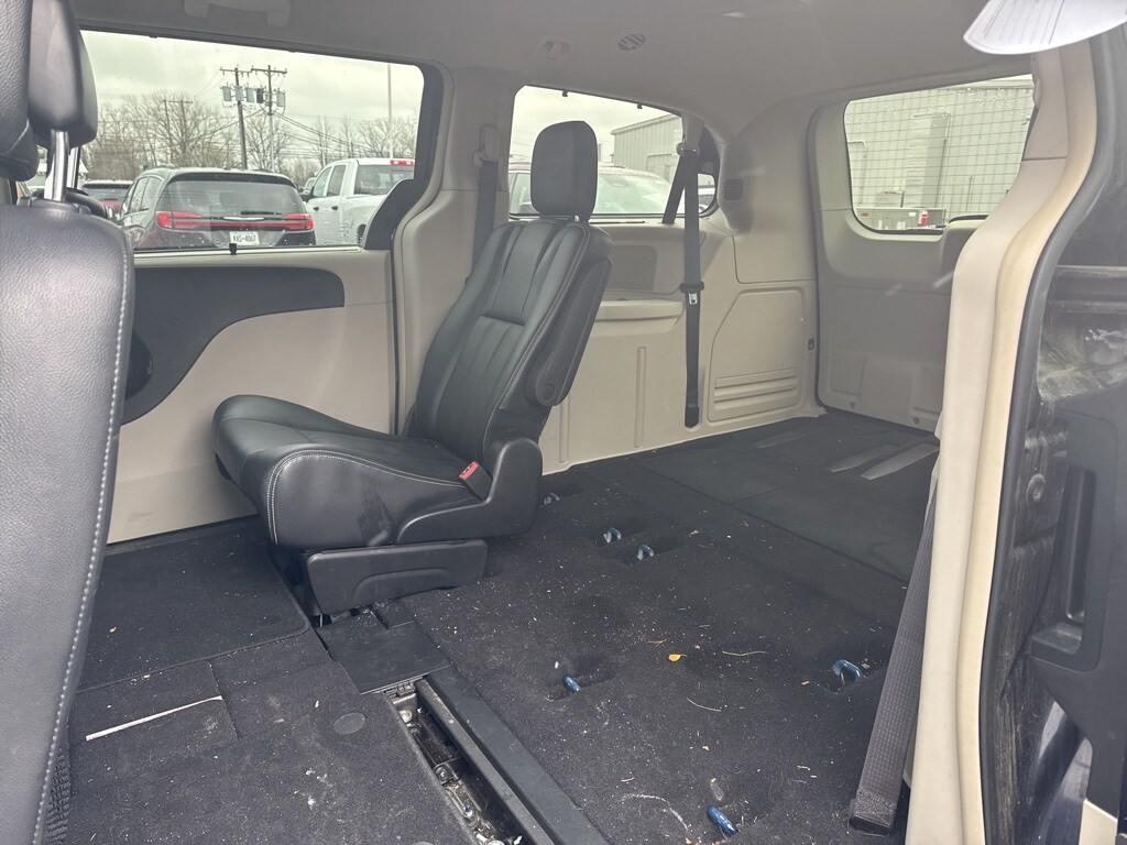 Used 2015 Chrysler Town & Country Touring Van