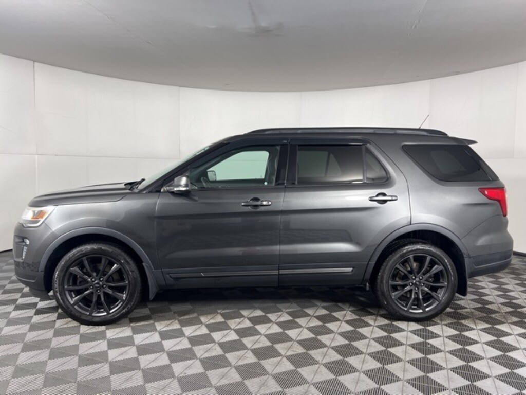 Used 2018 Ford Explorer XLT SUV