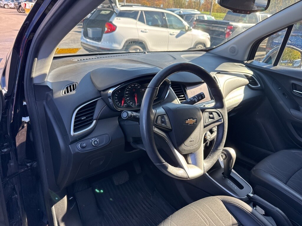 Used 2020 Chevrolet Trax LT SUV