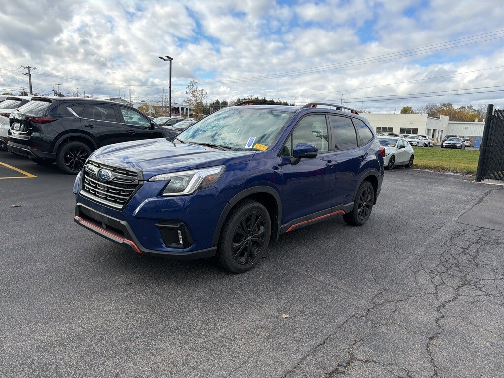 2023 Subaru Forester Sport photo 2
