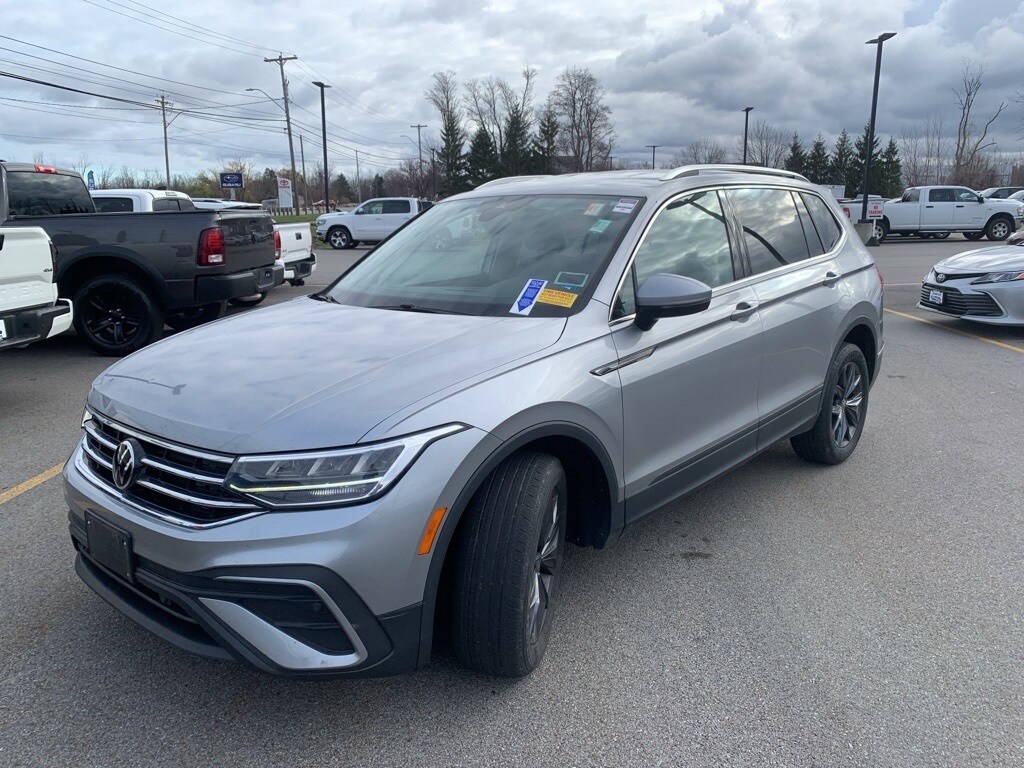 2022 Volkswagen Tiguan SE photo 4