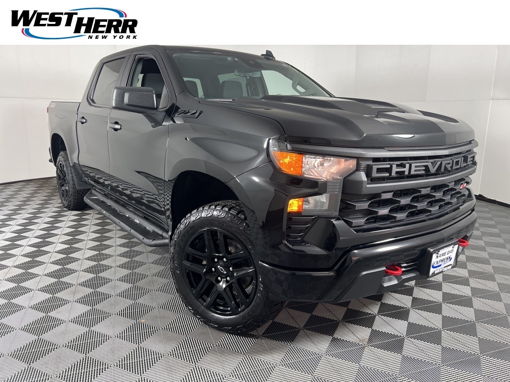 Used 2023 Chevrolet Silverado 1500 Custom Trail Boss Truck Crew Cab