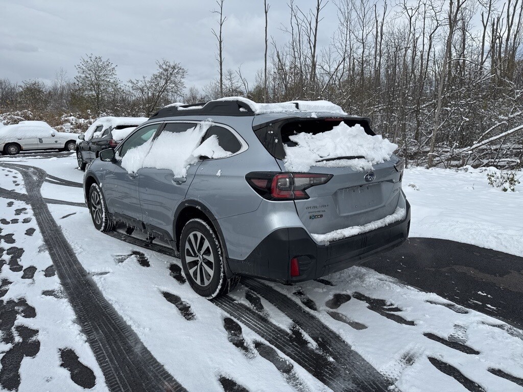 Used 2021 Subaru Outback Premium SUV