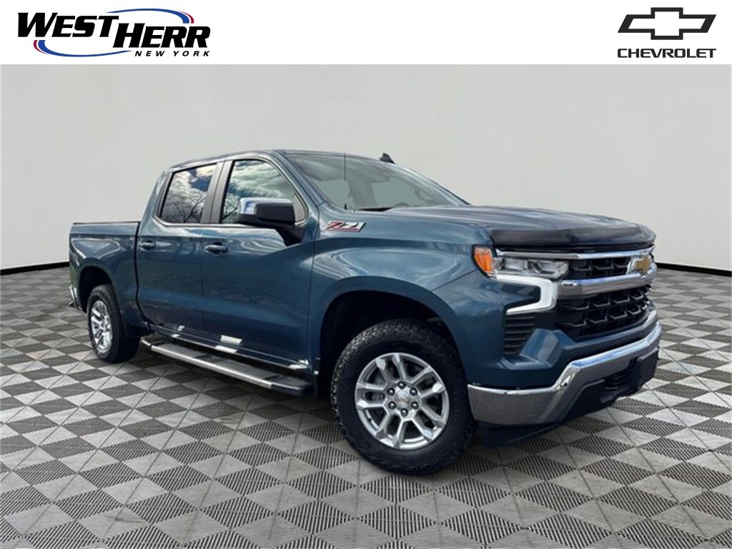 Used 2024 Chevrolet Silverado 1500 LT w/1LT Truck Crew Cab