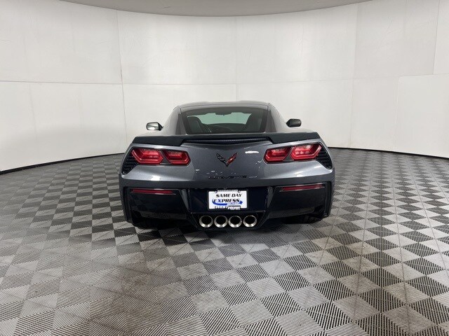 2017 Chevrolet Corvette Stingray Z51 1LT photo 2