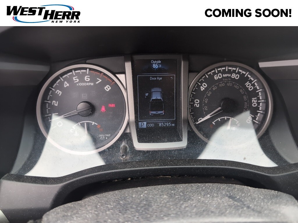 2017 Toyota Tacoma Base photo 3