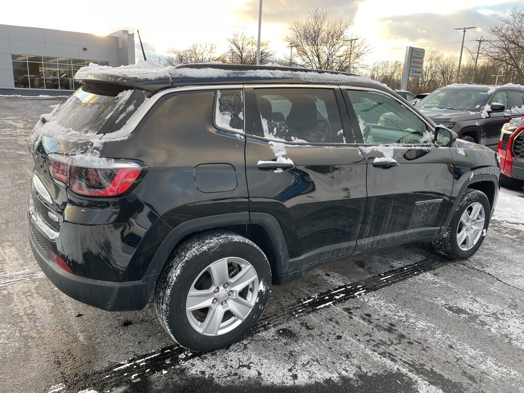 Used 2022 Jeep Compass Latitude SUV