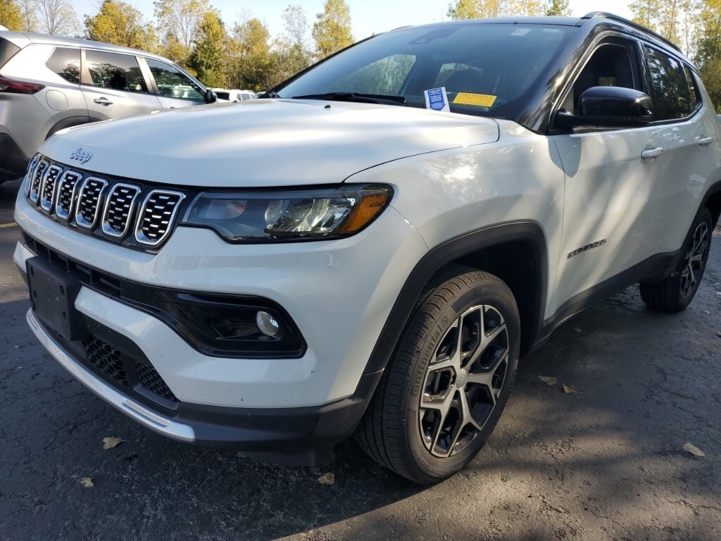 2024 Jeep Compass Limited photo 3