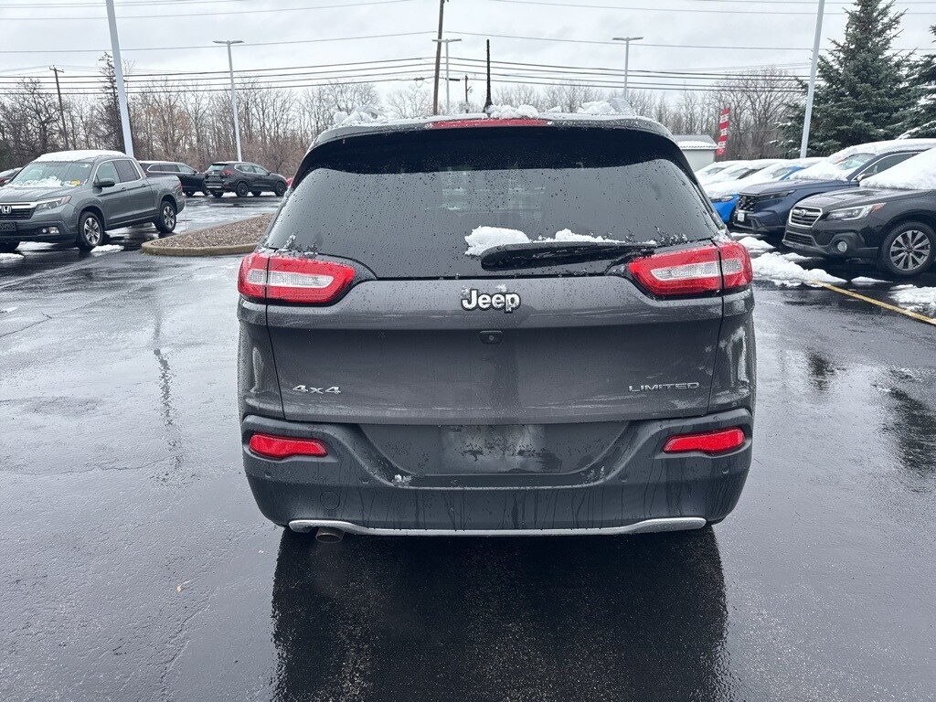 2018 Jeep Cherokee Limited photo 3