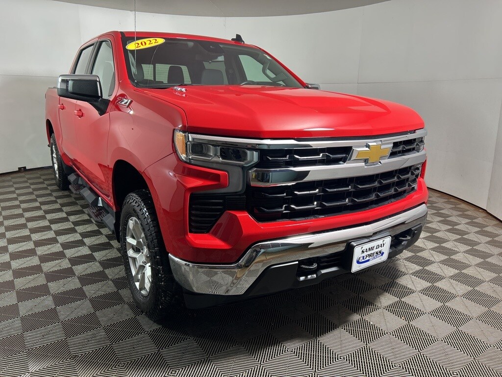 Used 2022 Chevrolet Silverado 1500 LT w/1LT Truck Crew Cab