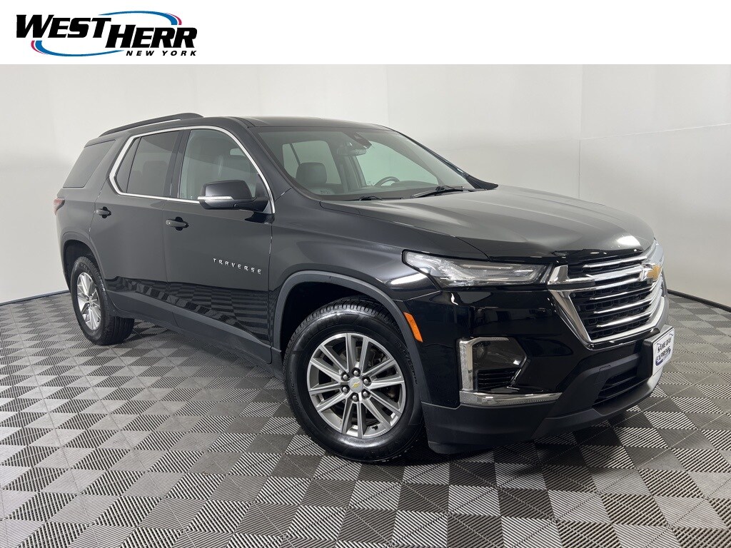 Used 2023 Chevrolet Traverse LT Leather SUV
