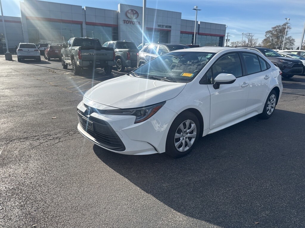 Used 2023 Toyota Corolla LE Sedan