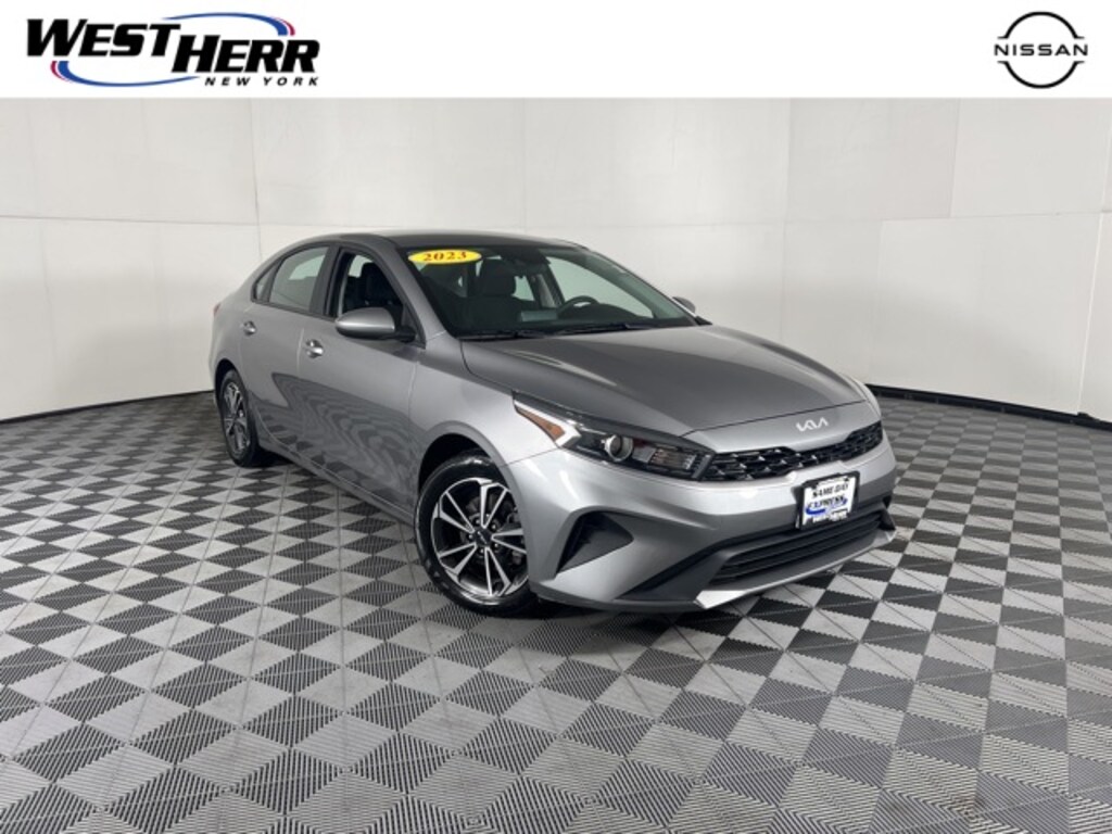 Used 2023 Kia Forte LXS Sedan