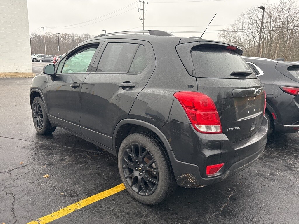 2022 Chevrolet Trax LT photo 3