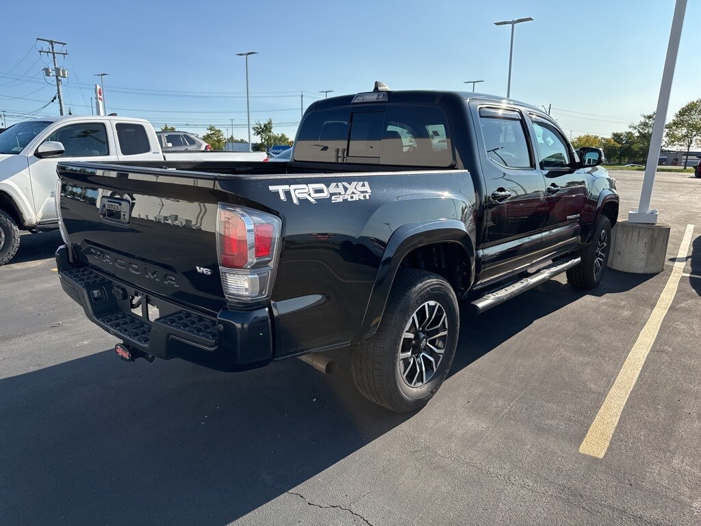 2022 Toyota Tacoma TRD Sport V6 photo 3
