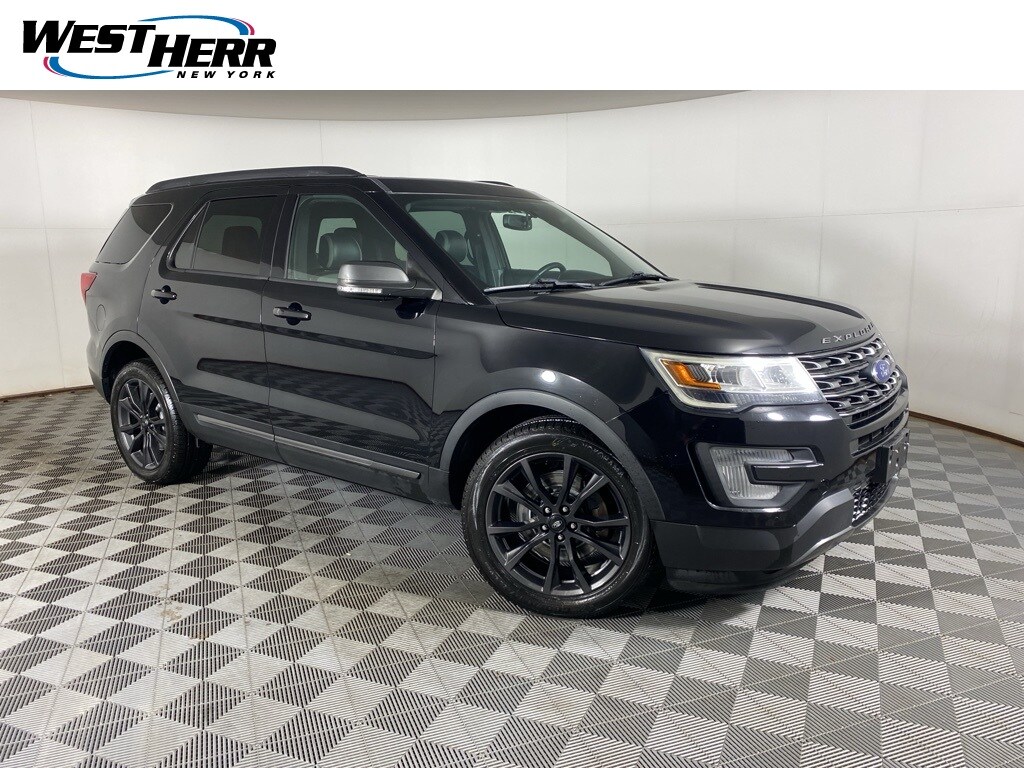Used 2017 Ford Explorer XLT SUV