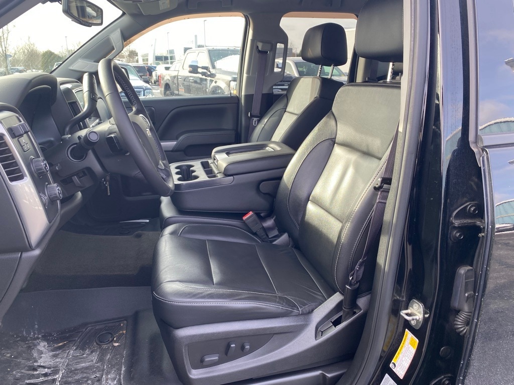 Used 2017 Chevrolet Silverado 1500 LT w/1LT Truck Double Cab