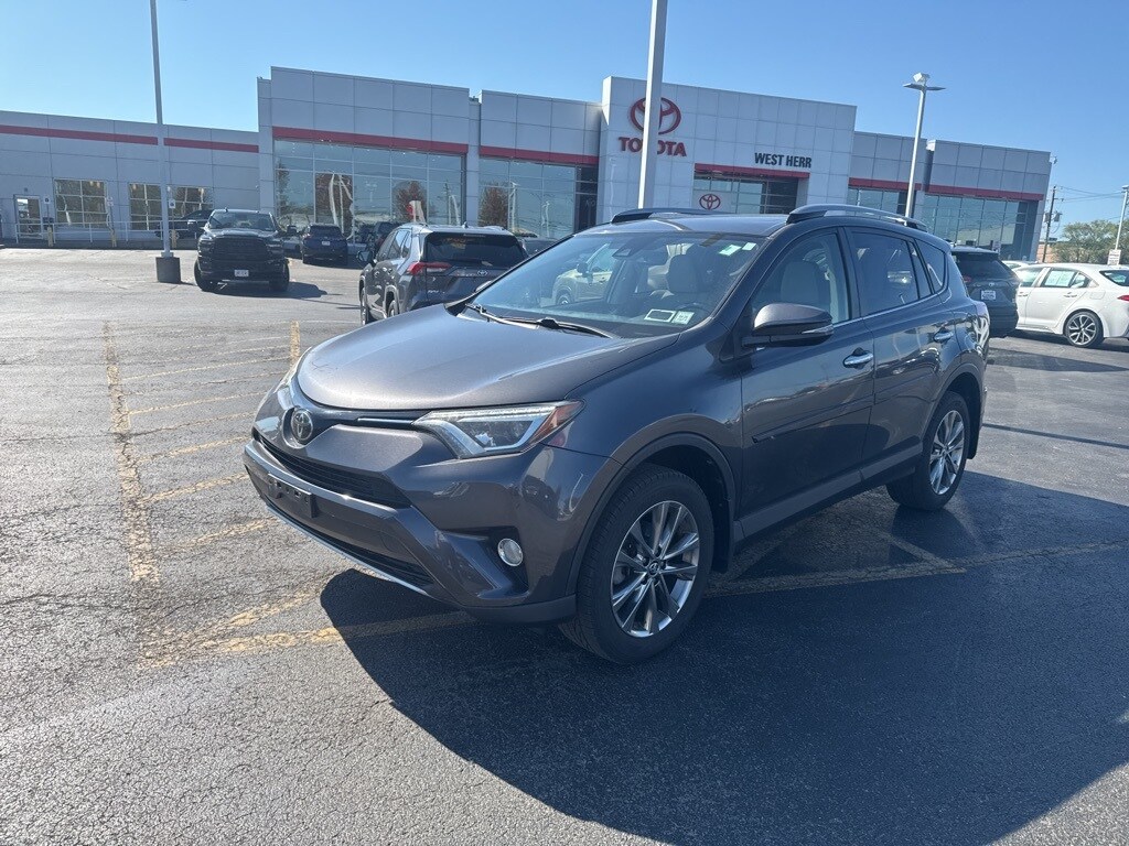 2017 Toyota RAV4 Limited photo 3