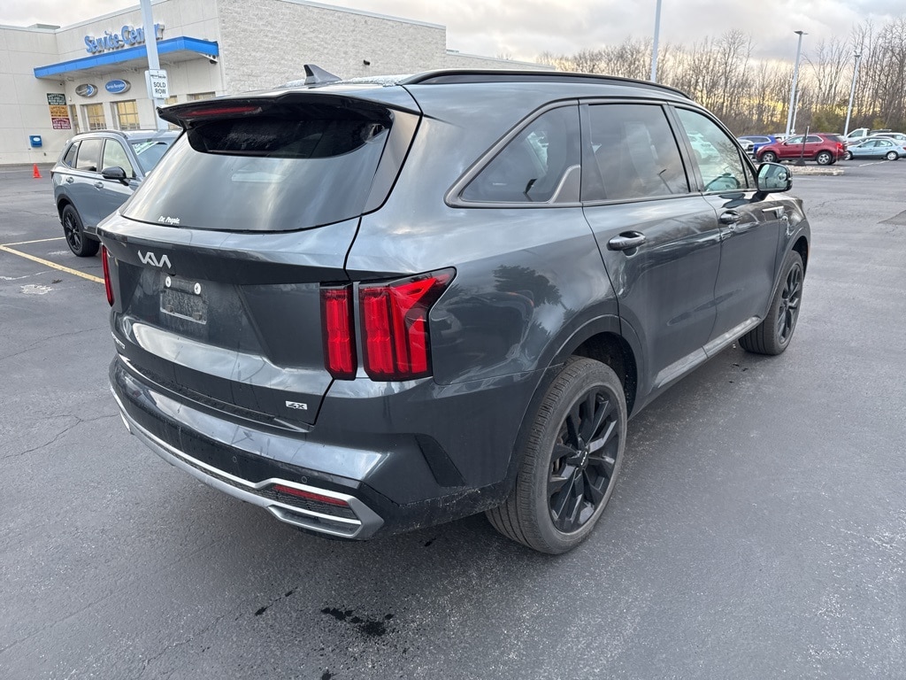 Used 2023 Kia Sorento SX SUV