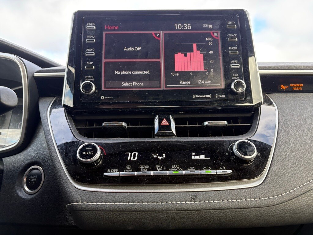 Used 2022 Toyota Corolla Hatchback SE Hatchback