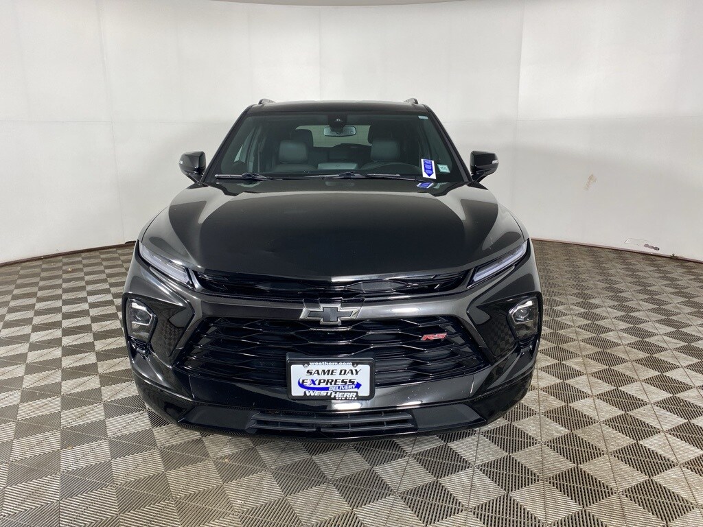 2024 Chevrolet Blazer RS photo 3
