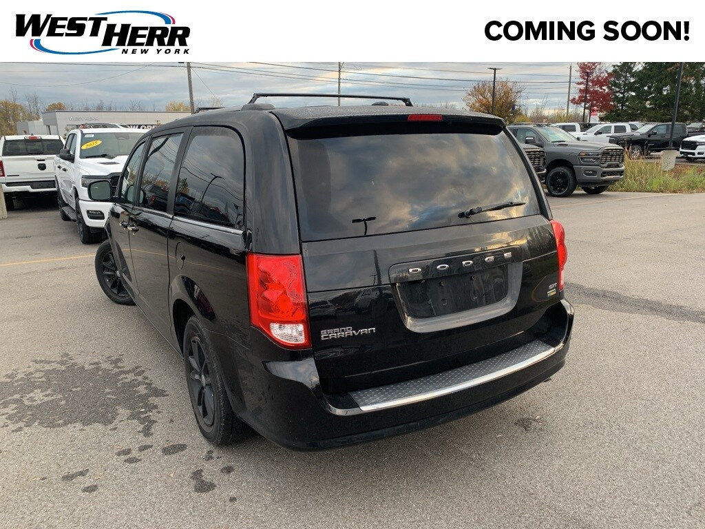 Used 2019 Dodge Grand Caravan SXT Van Passenger Van
