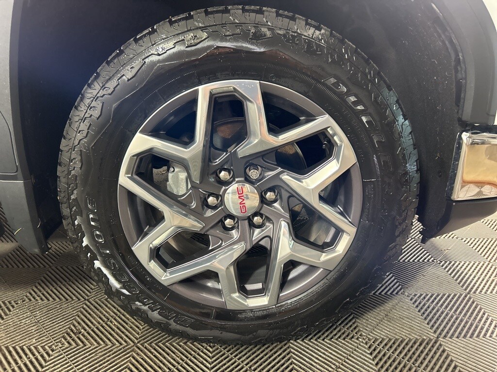 2022 Gmc Sierra 1500 SLT photo 2