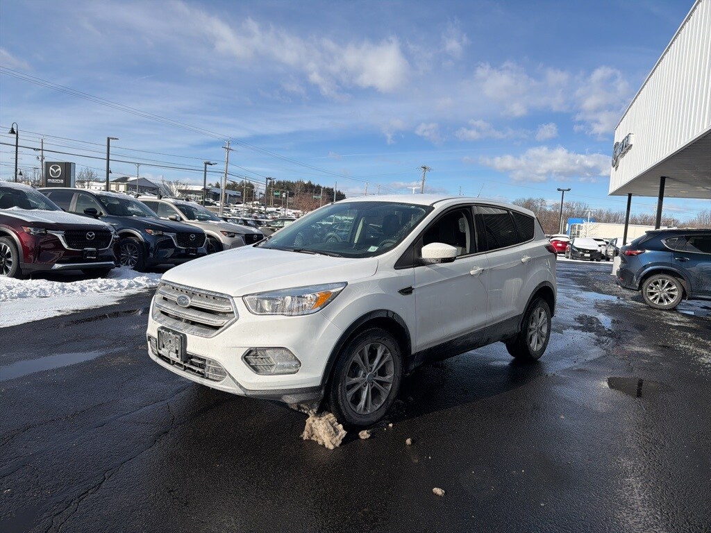 Used 2019 Ford Escape SE SUV