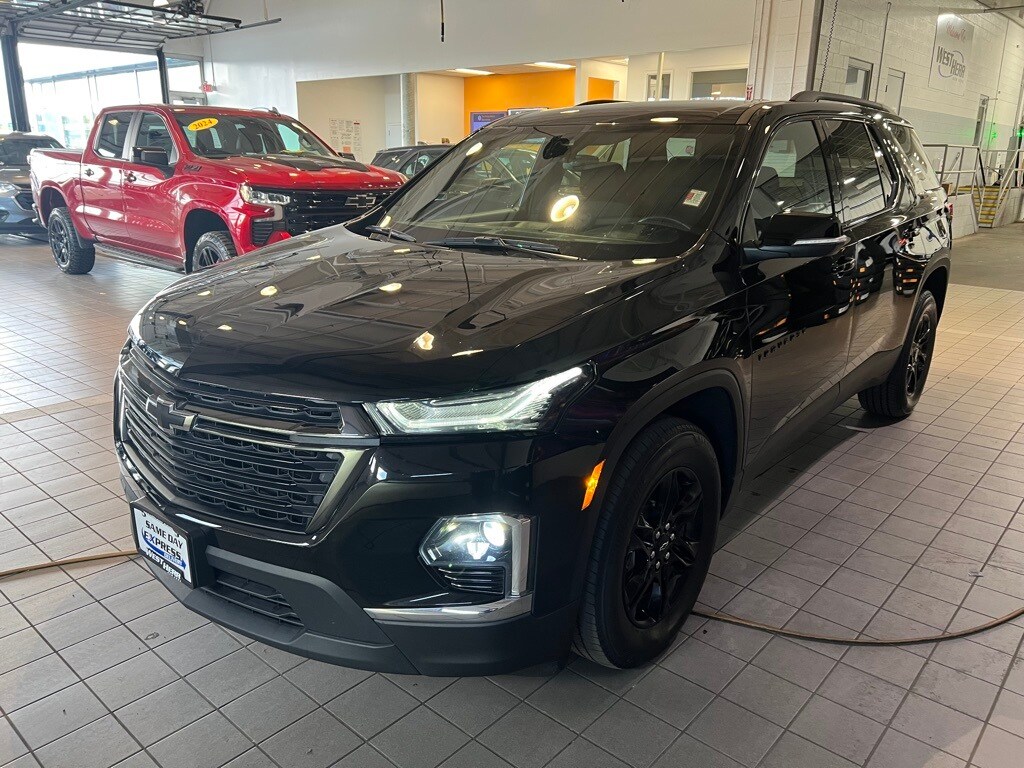 Used 2023 Chevrolet Traverse LT Cloth w/1LT SUV