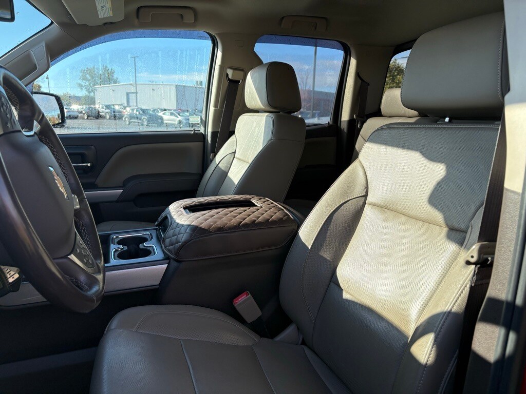 2018 Chevrolet Silverado 1500 LTZ photo 4