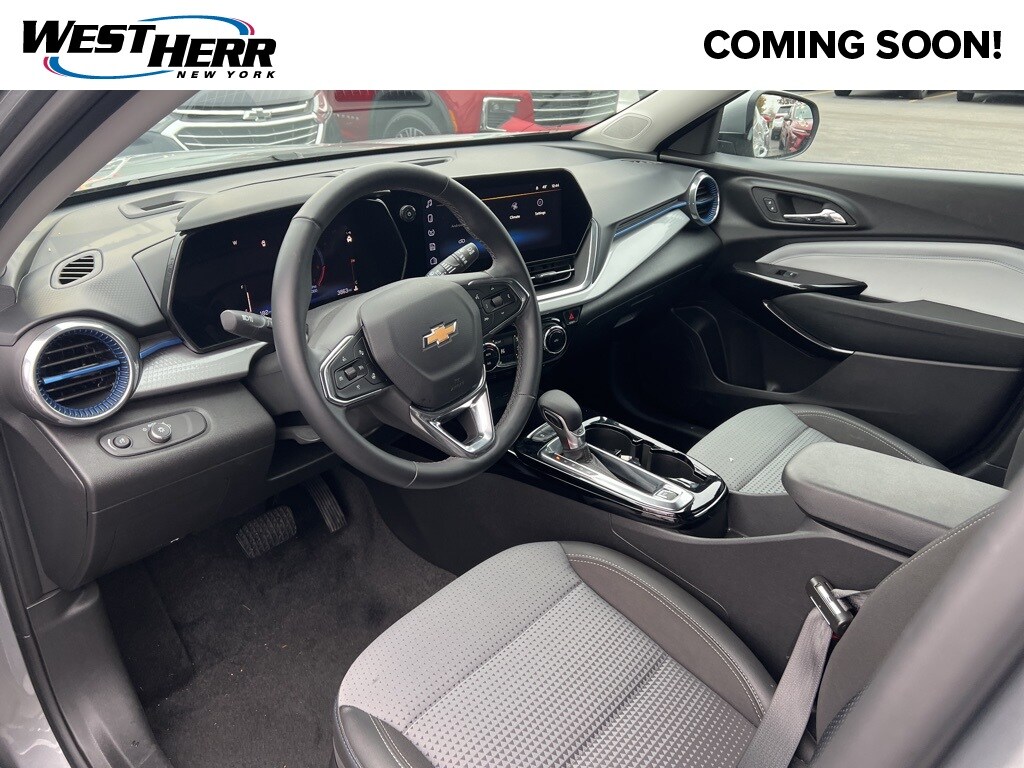 Used 2024 Chevrolet Trax LT SUV