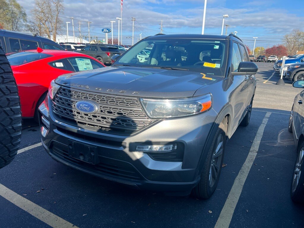 2022 Ford Explorer XLT photo 4