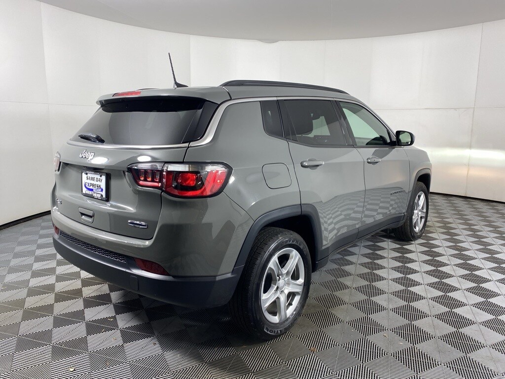Used 2023 Jeep Compass Latitude SUV