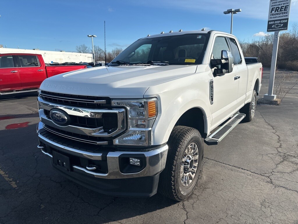 2022 Ford F-250 XLT photo 4