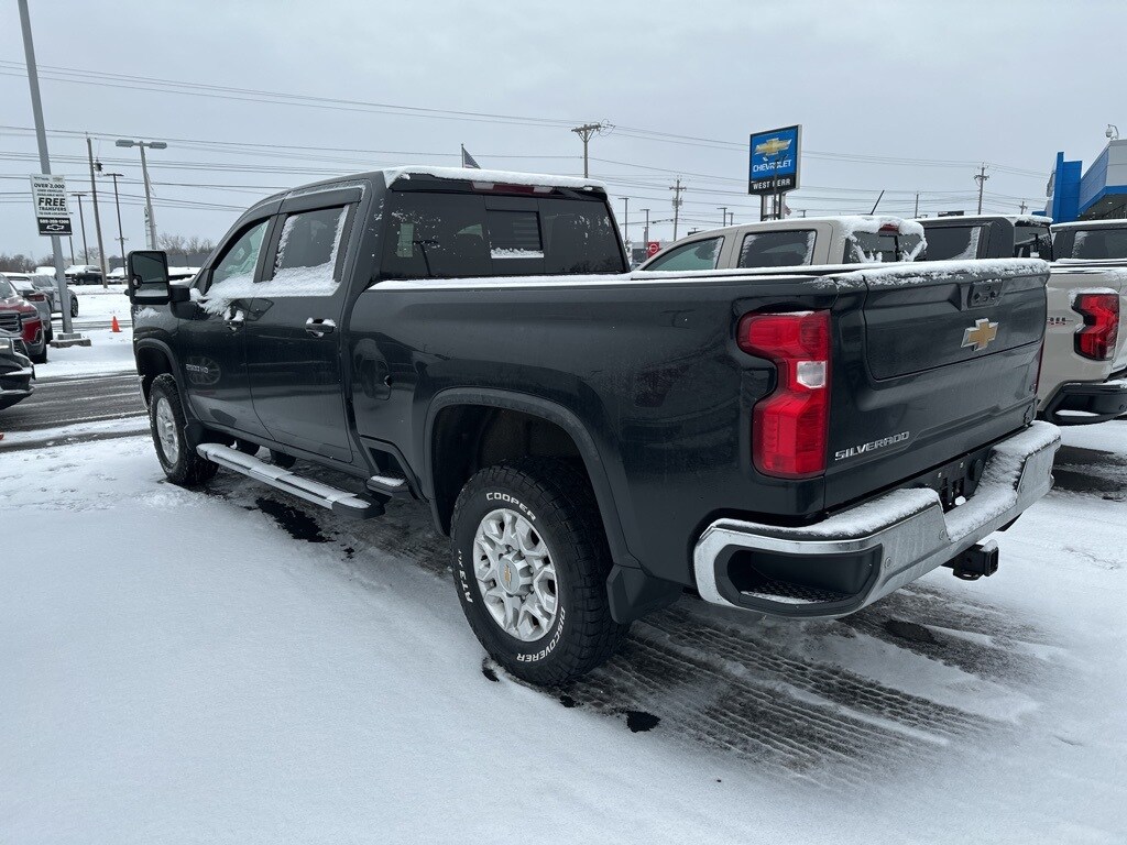 Used 2022 Chevrolet Silverado 2500 HD LT Truck Crew Cab