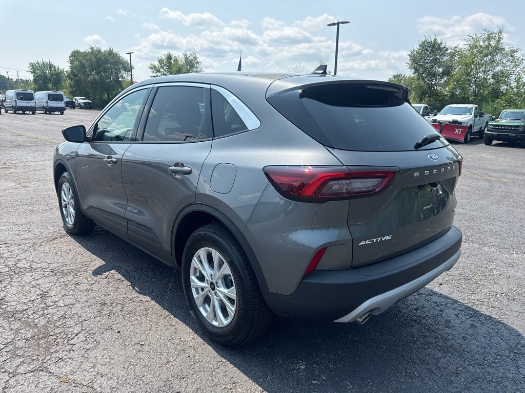 2024 Ford Escape Active photo 3