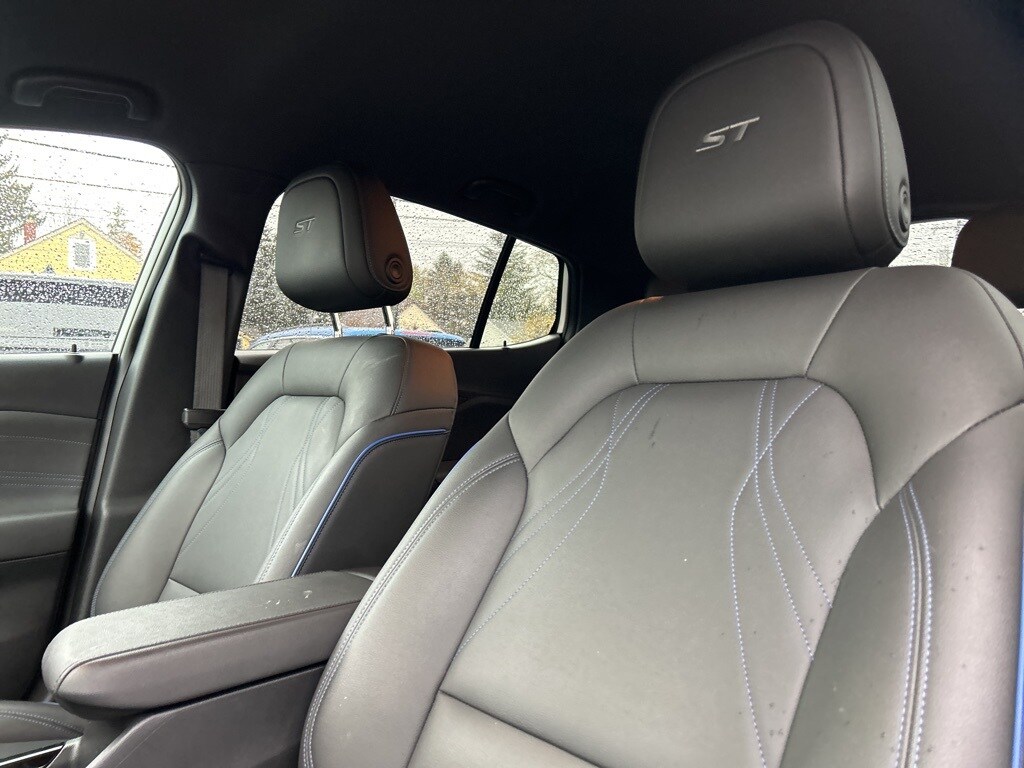 Used 2024 Buick Envista Sport Touring SUV