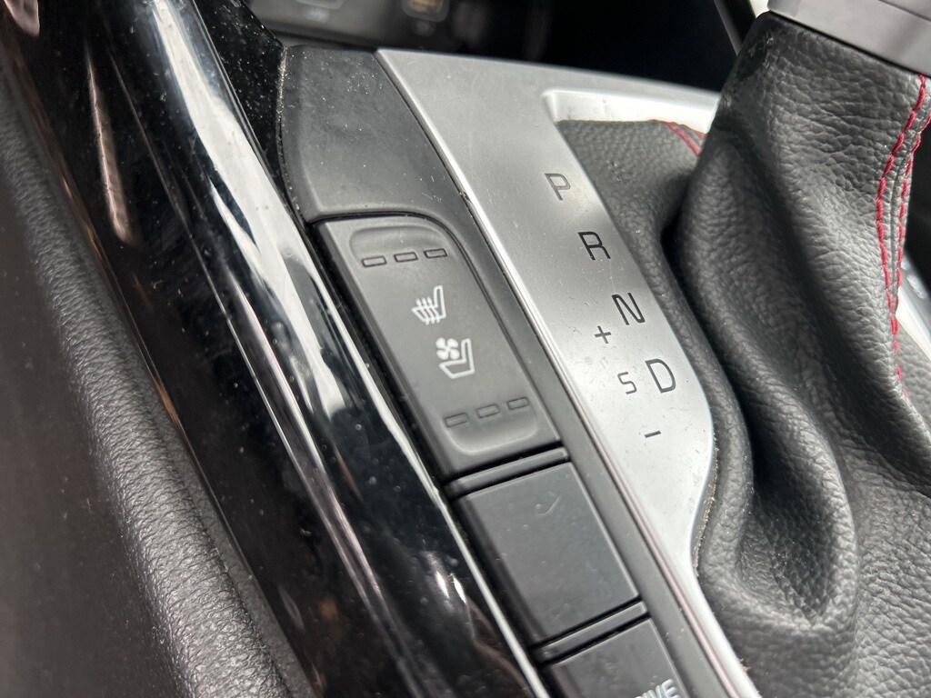 2023 Kia Forte GT photo 3