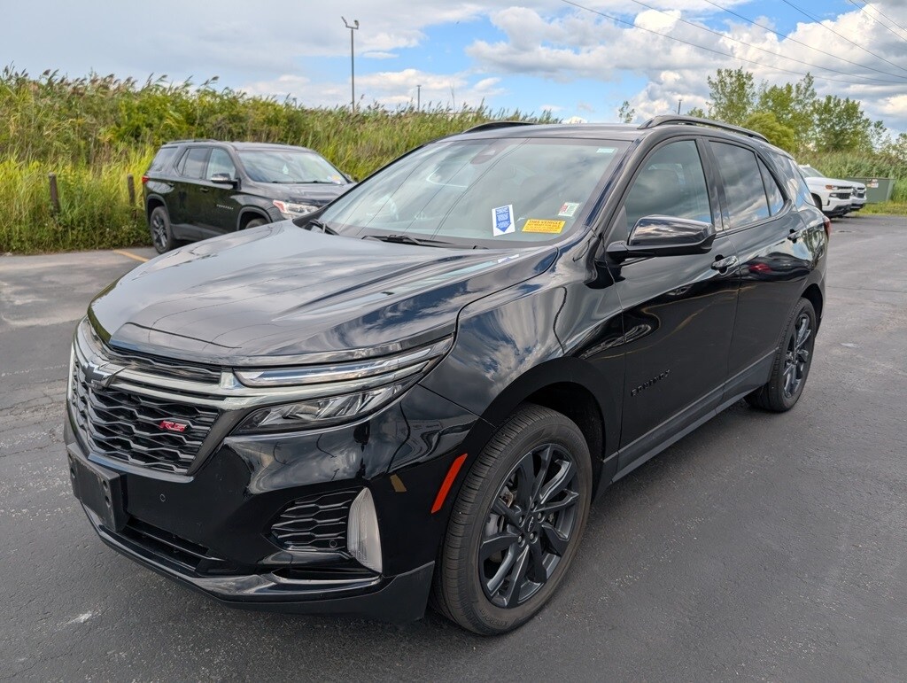 2023 Chevrolet Equinox RS photo 3