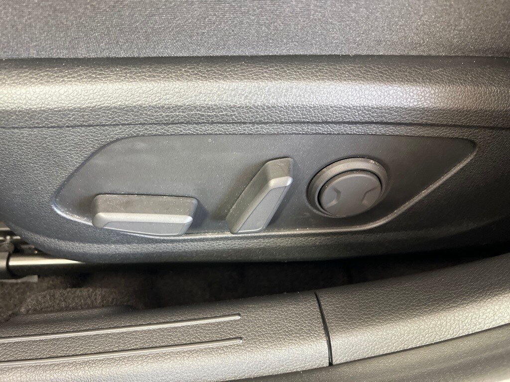 2023 Hyundai Sonata SEL photo 2