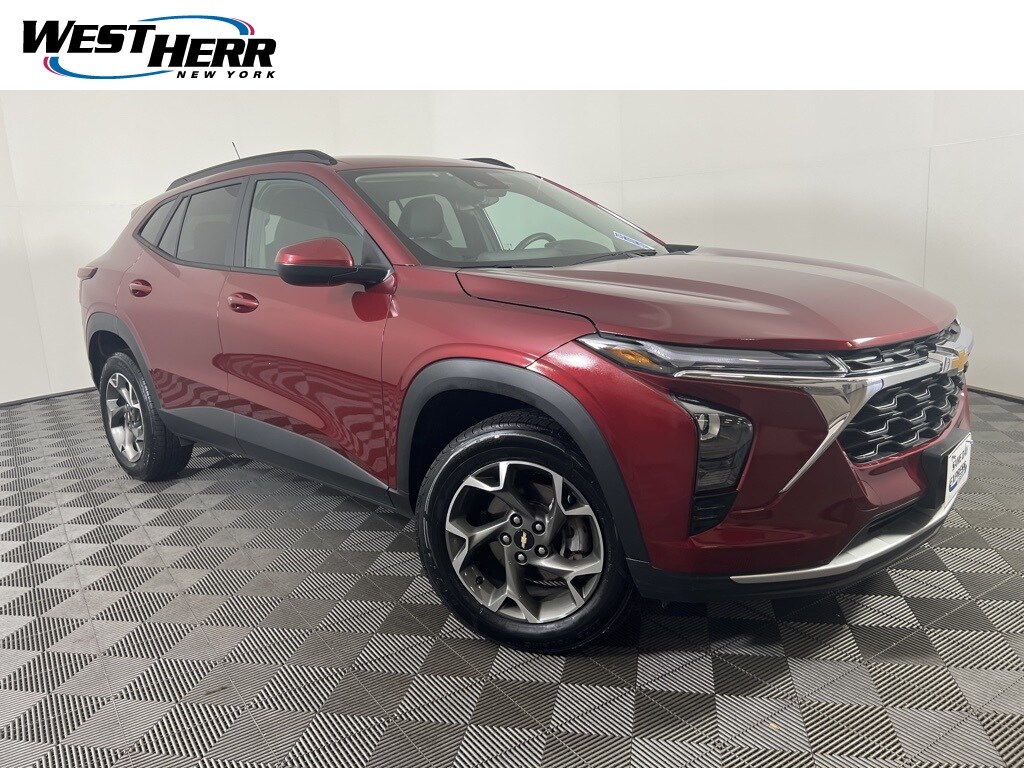 Used 2024 Chevrolet Trax LT SUV