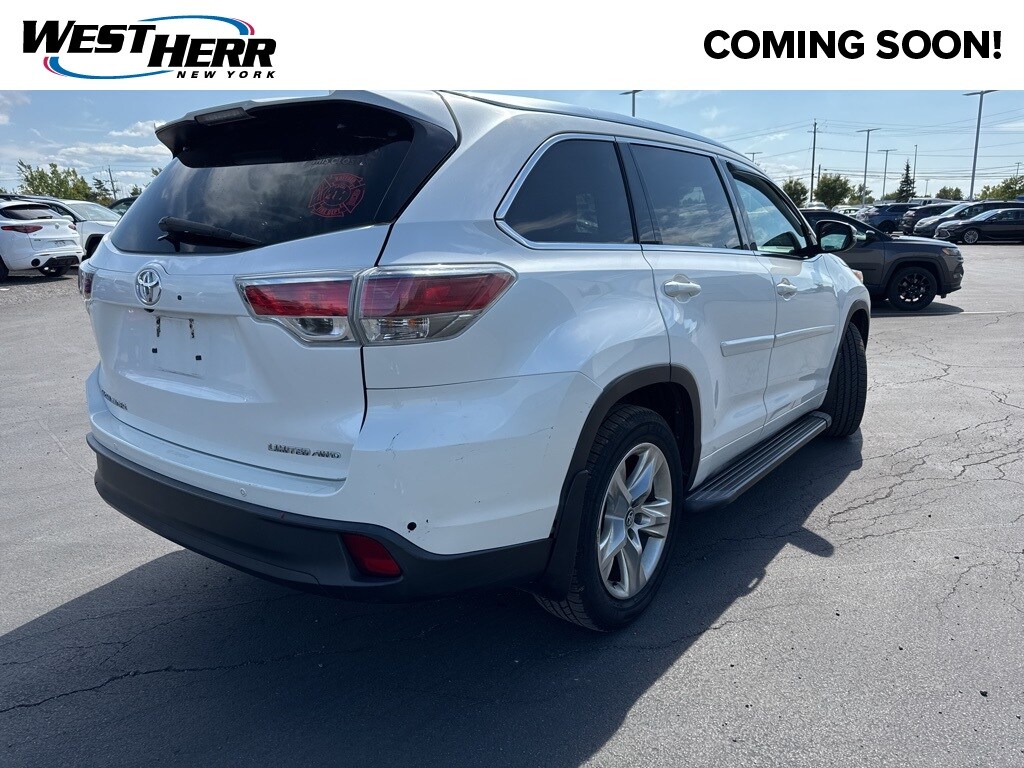 2016 Toyota Highlander Limited photo 3
