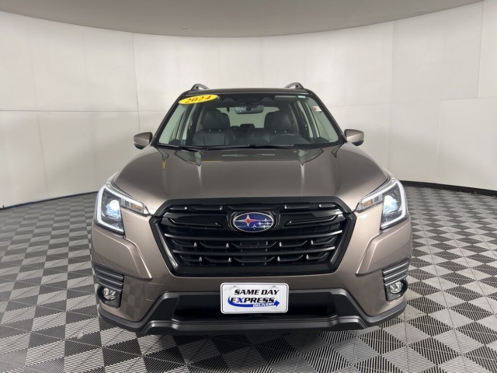 Used 2024 Subaru Forester Limited SUV