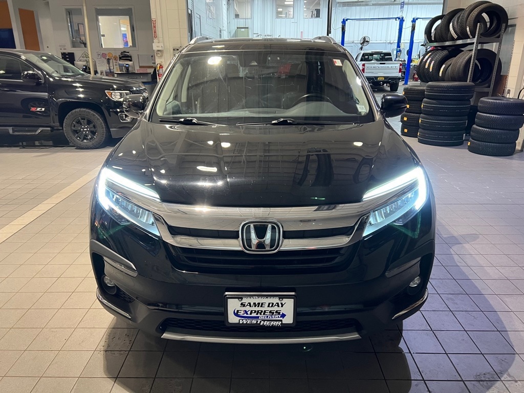 Used 2022 Honda Pilot Touring 8 Passenger SUV