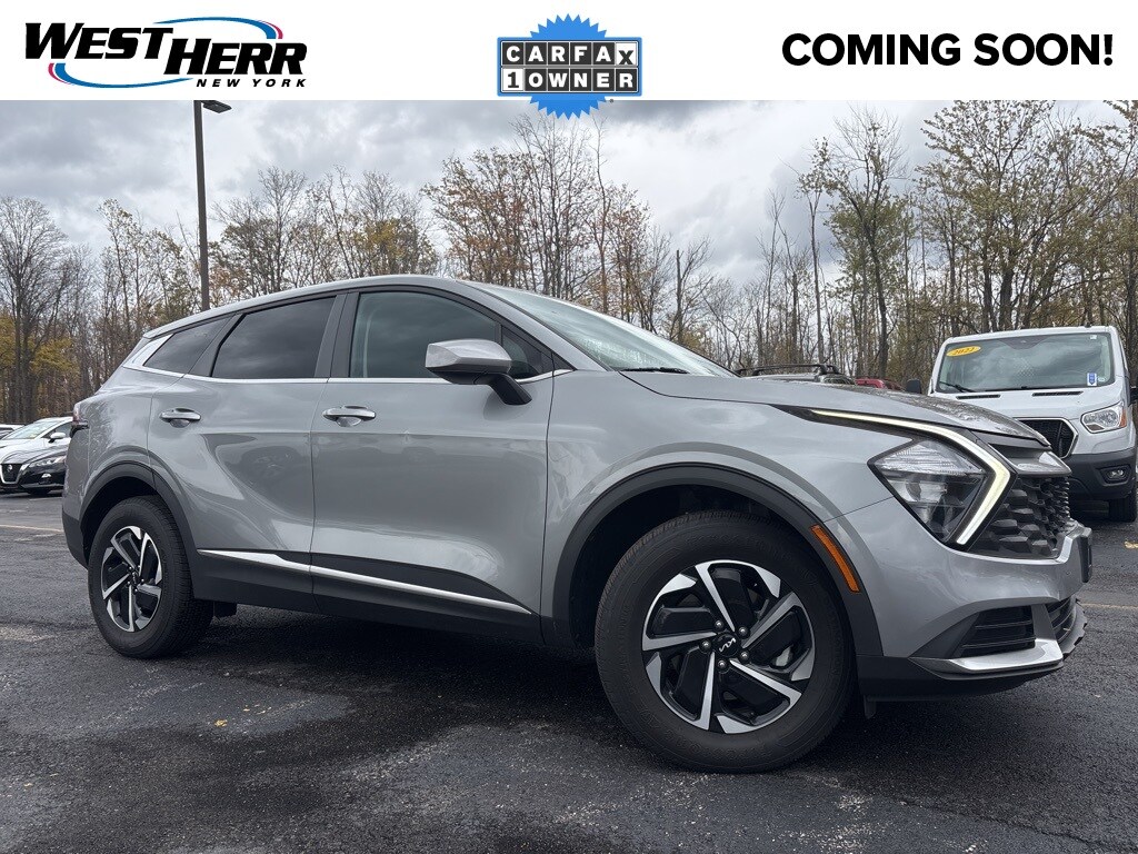 Used 2023 Kia Sportage Hybrid LX SUV