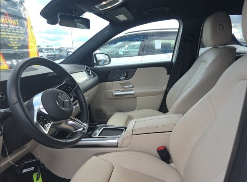 Used 2025 Mercedes-Benz GLA 250 4MATIC SUV