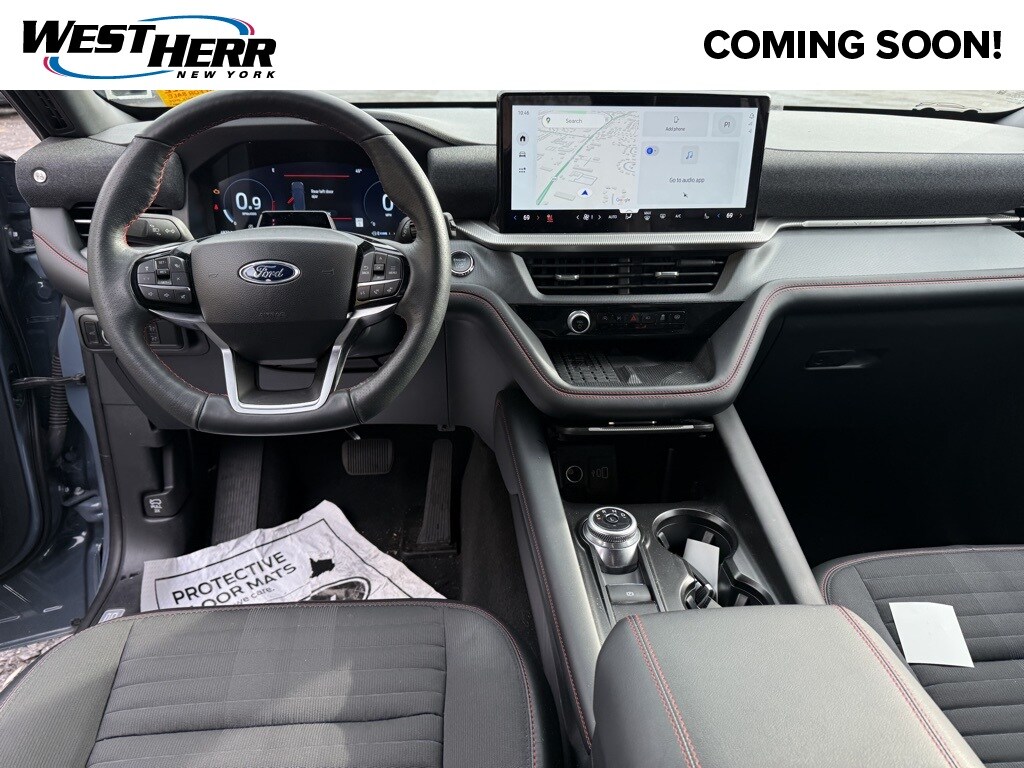 2025 Ford Explorer ST-Line photo 2