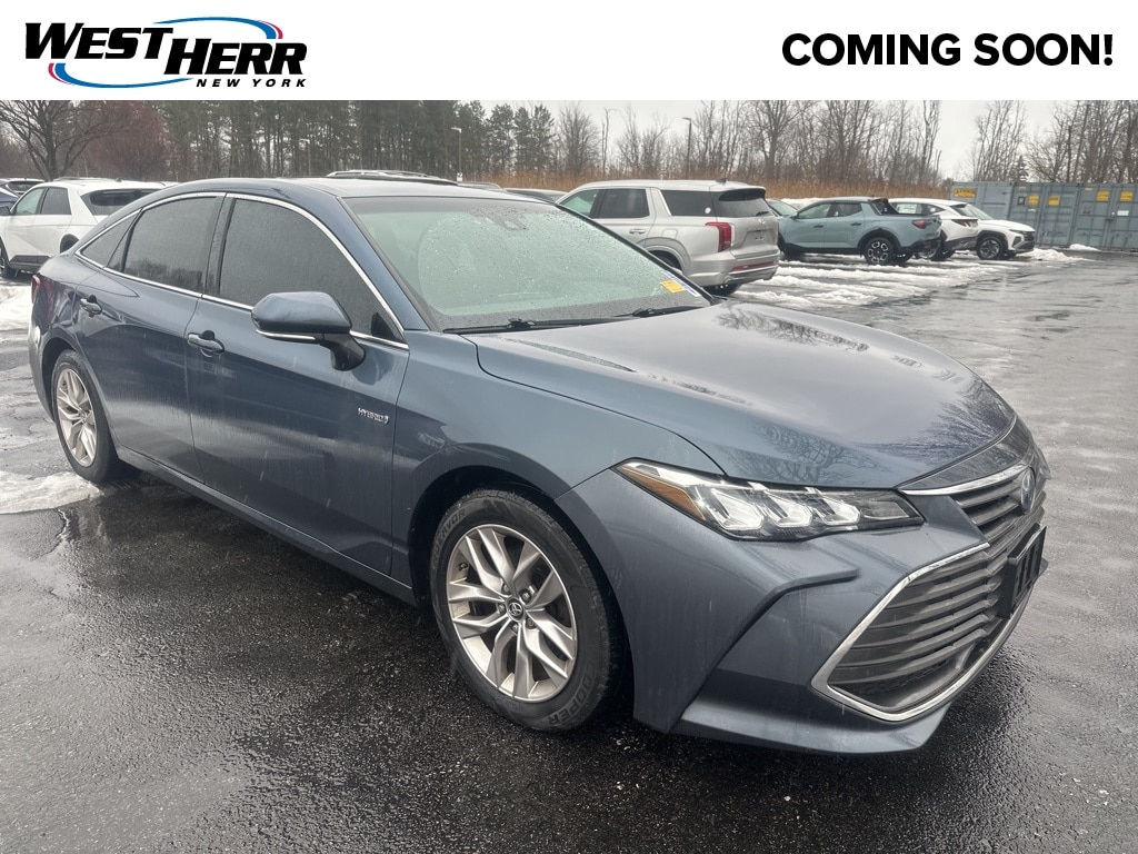 Used 2019 Toyota Avalon Hybrid XLE Sedan
