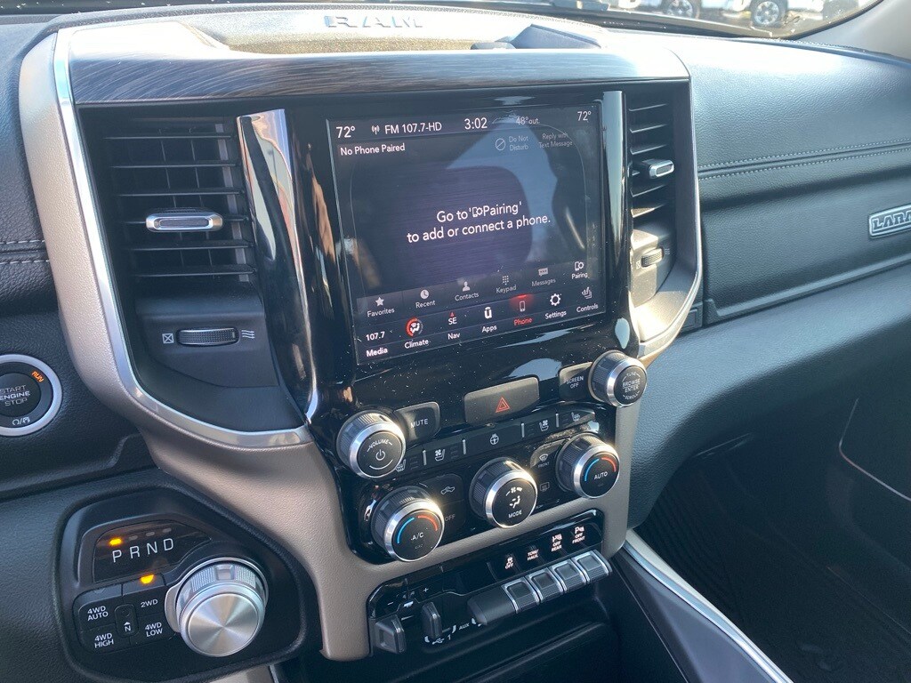 2020 Ram 1500 Laramie photo 4
