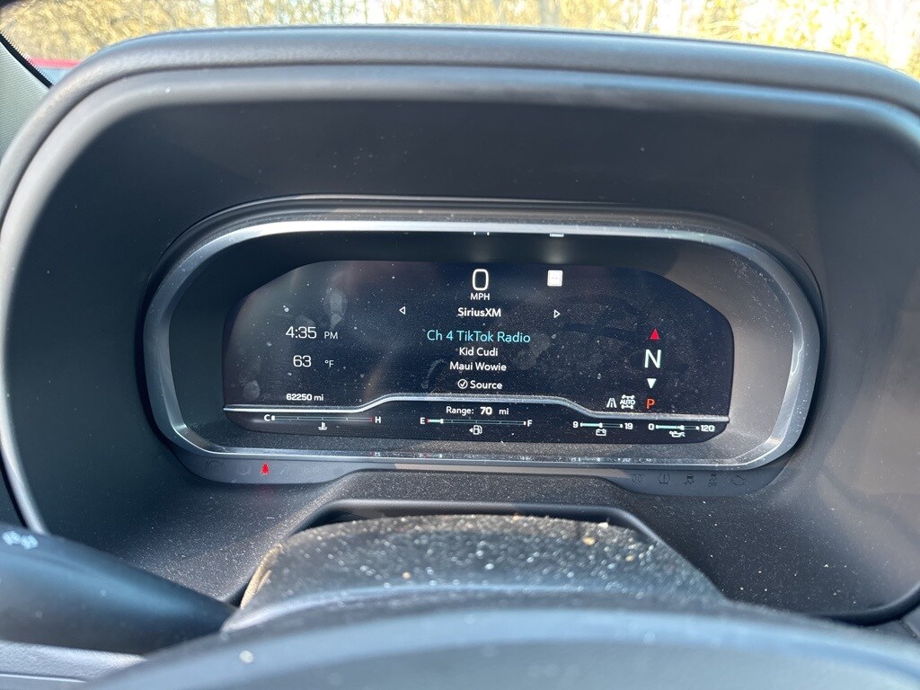 2023 Chevrolet Tahoe LT photo 2